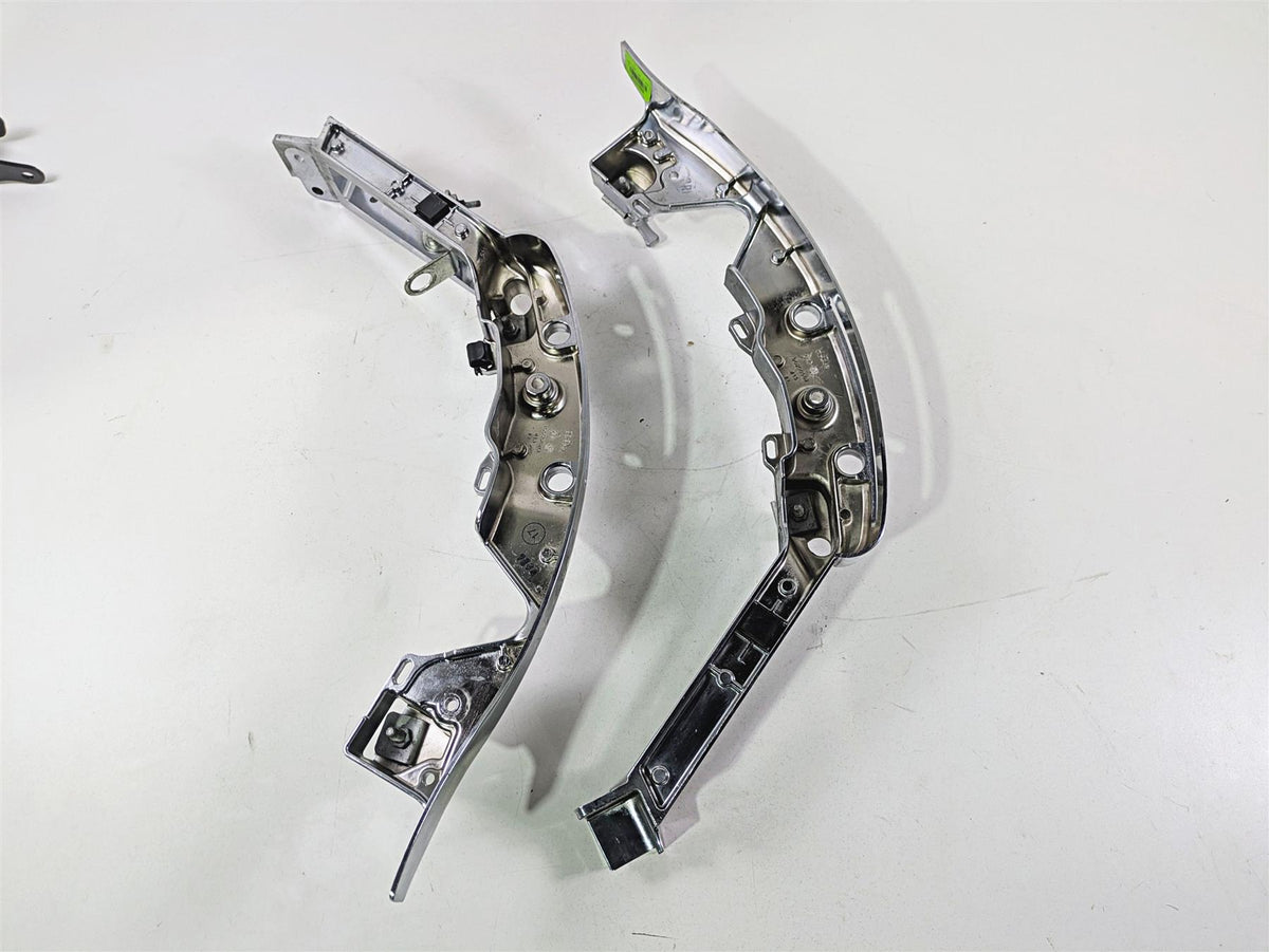2021 Harley Touring FLTRX Road Glide Saddlebag Rack Holder Carrier Set 90200499 {{ shop.shopifyCountryName }} - Mototech271