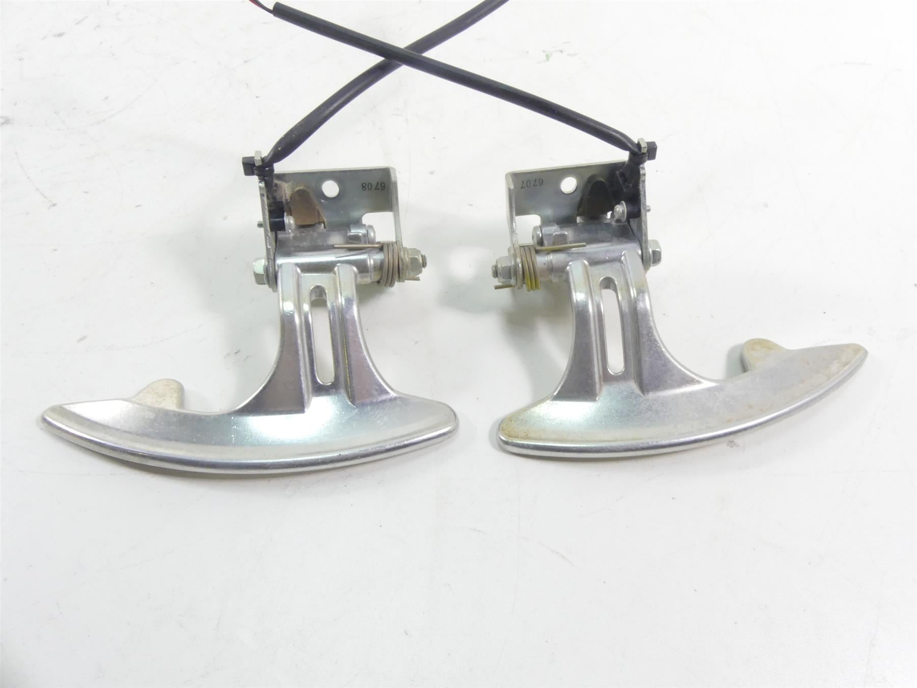 2017 Yamaha YXZ1000R EPS SS Left Right Shifter Shift Paddle Set B57-2380A-00-00 {{ shop.shopifyCountryName }} - Mototech271