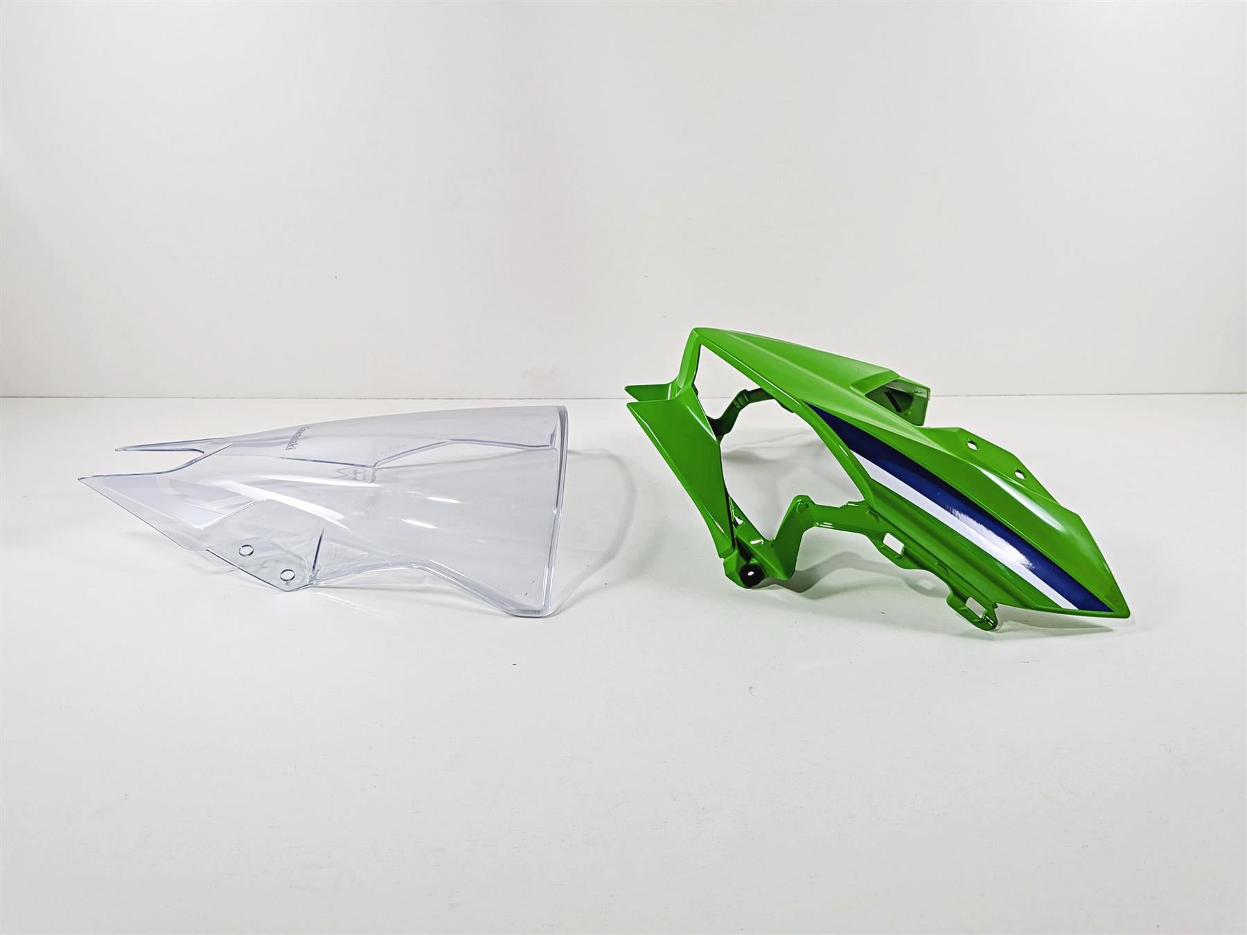 2024 Kawasaki EX500 Ninja 40th An. Front Nose Fairing Cover Set 55028-0874 {{ shop.shopifyCountryName }} - Mototech271