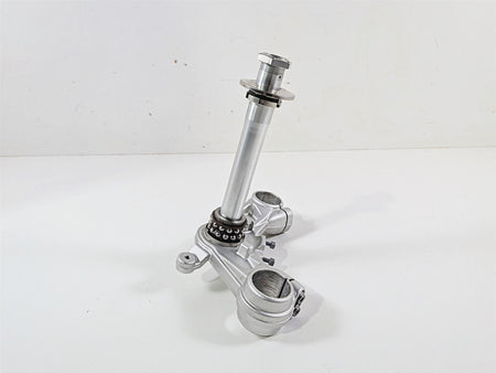 2023 BMW R nineT Scrambler K23 Lower Triple Tree Steering Clamp 31428560399 {{ shop.shopifyCountryName }} - Mototech271