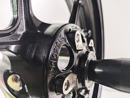 2024 Kawasaki ZX6R ZX636 Ninja 17x3.5 Front Wheel Rim 40 Miles - Read 41073-0728 {{ shop.shopifyCountryName }} - Mototech271