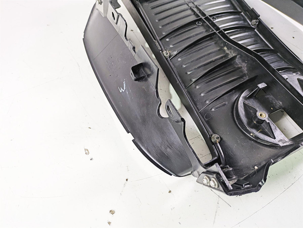 2012 Harley VRSCF Muscle V Rod Radiator Center Cover Fairing 26826-09 {{ shop.shopifyCountryName }} - Mototech271