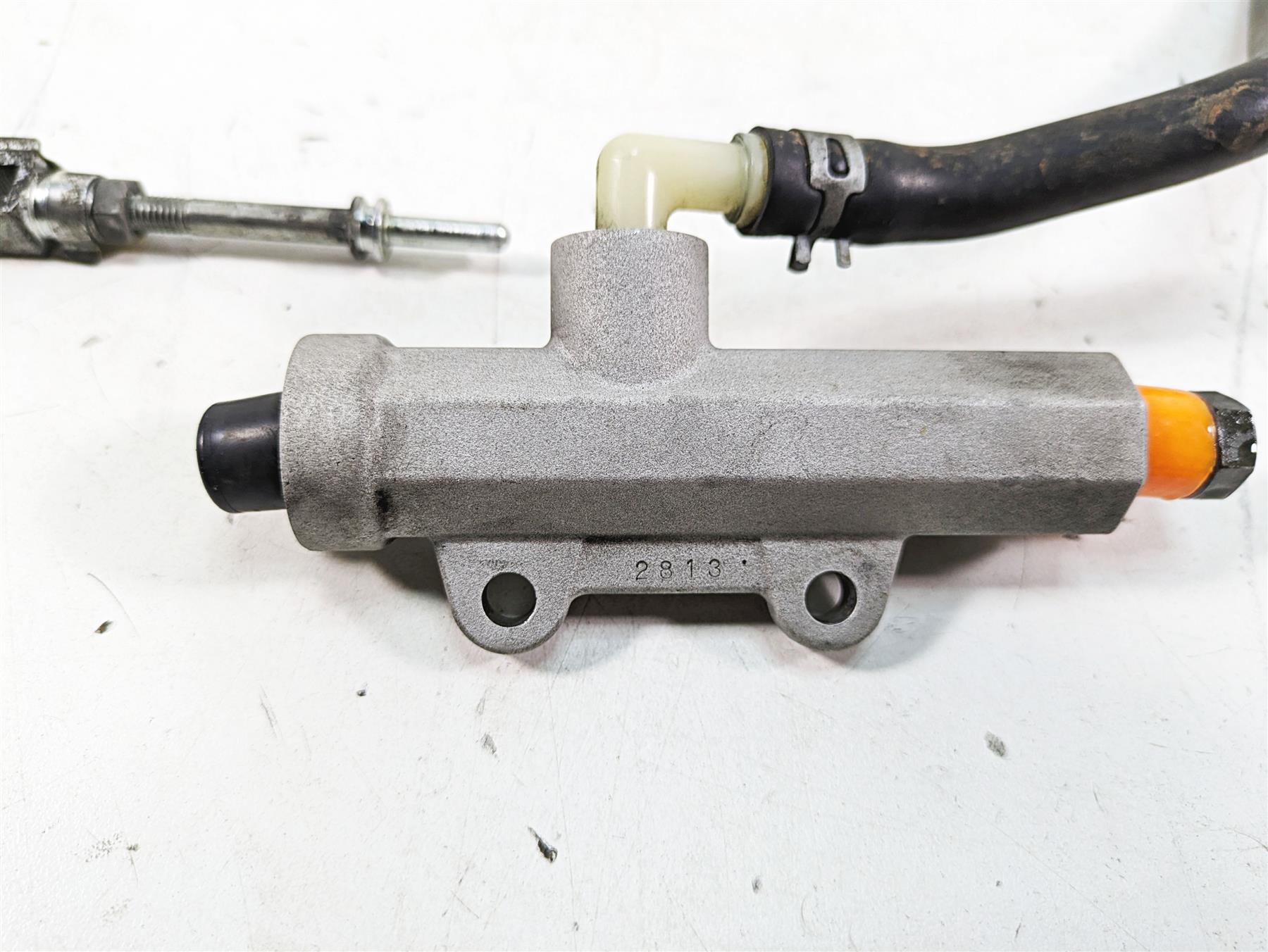 2014 Moto Guzzi California 1400 T Rear Brake Master Cylinder 887689 {{ shop.shopifyCountryName }} - Mototech271