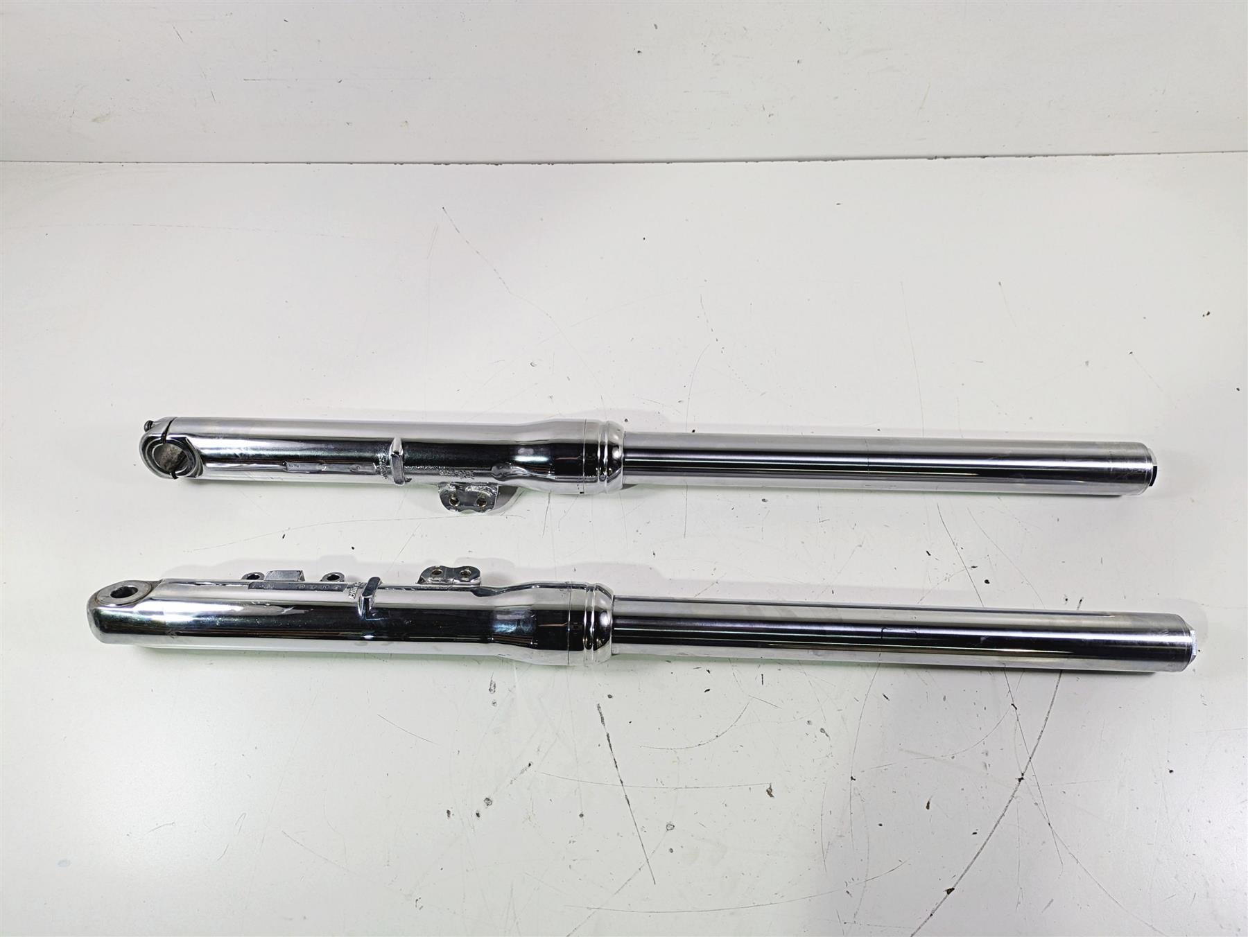 2007 Harley FXDWG Dyna Wide Glide Straight Chrome Front Fork Leg Set 47288-06A {{ shop.shopifyCountryName }} - Mototech271