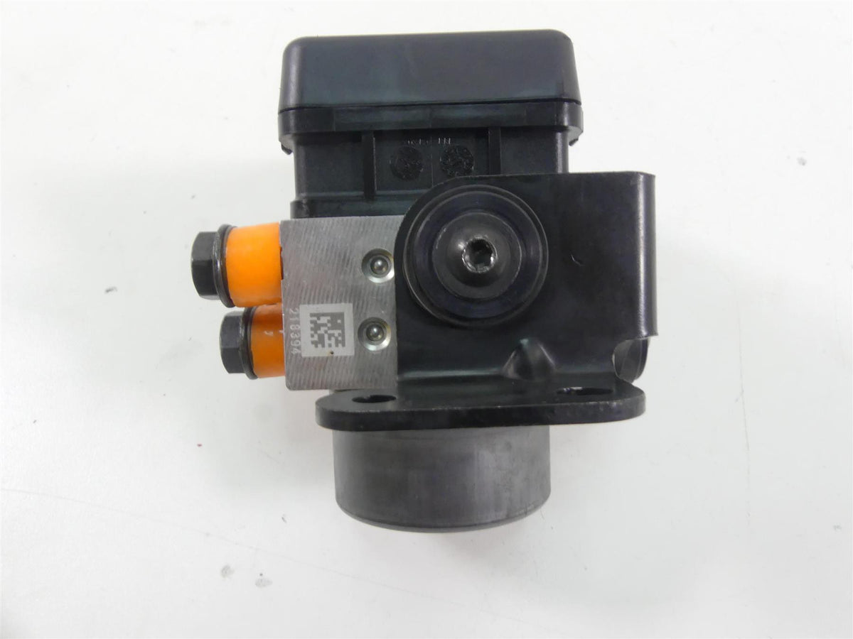 2014 Ducati Hypermotard 821 SP Abs Brake Pump Pressure Module 54240331B {{ shop.shopifyCountryName }} - Mototech271