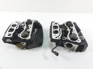 2013 Harley Touring FLHX Street Glide Cylinderhead Cylinder Head Set 17193-06A