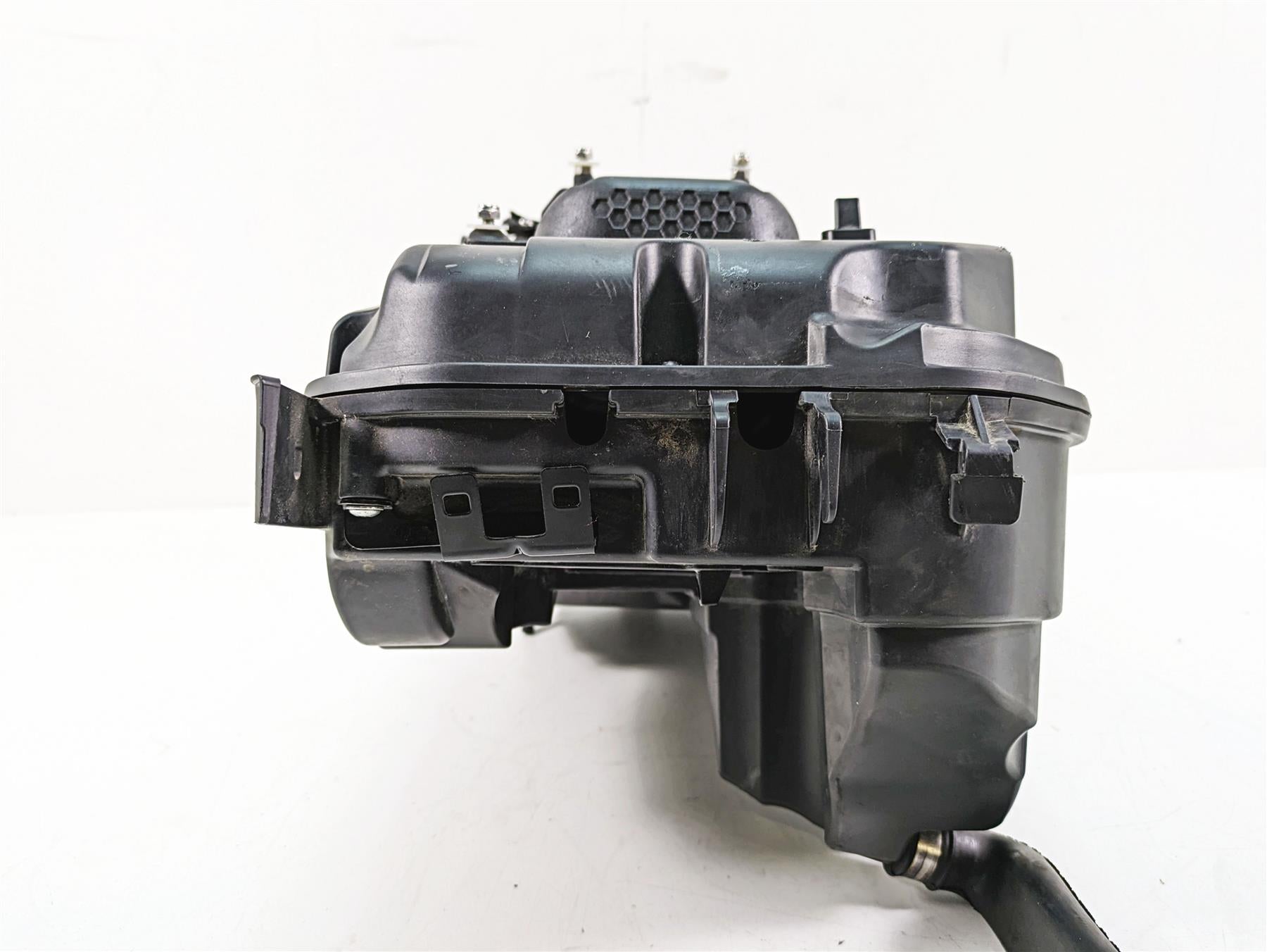 2020 Ducati Hypermotard 950 SP Air Box Cleaner Breather Filter - Read 44219032A {{ shop.shopifyCountryName }} - Mototech271