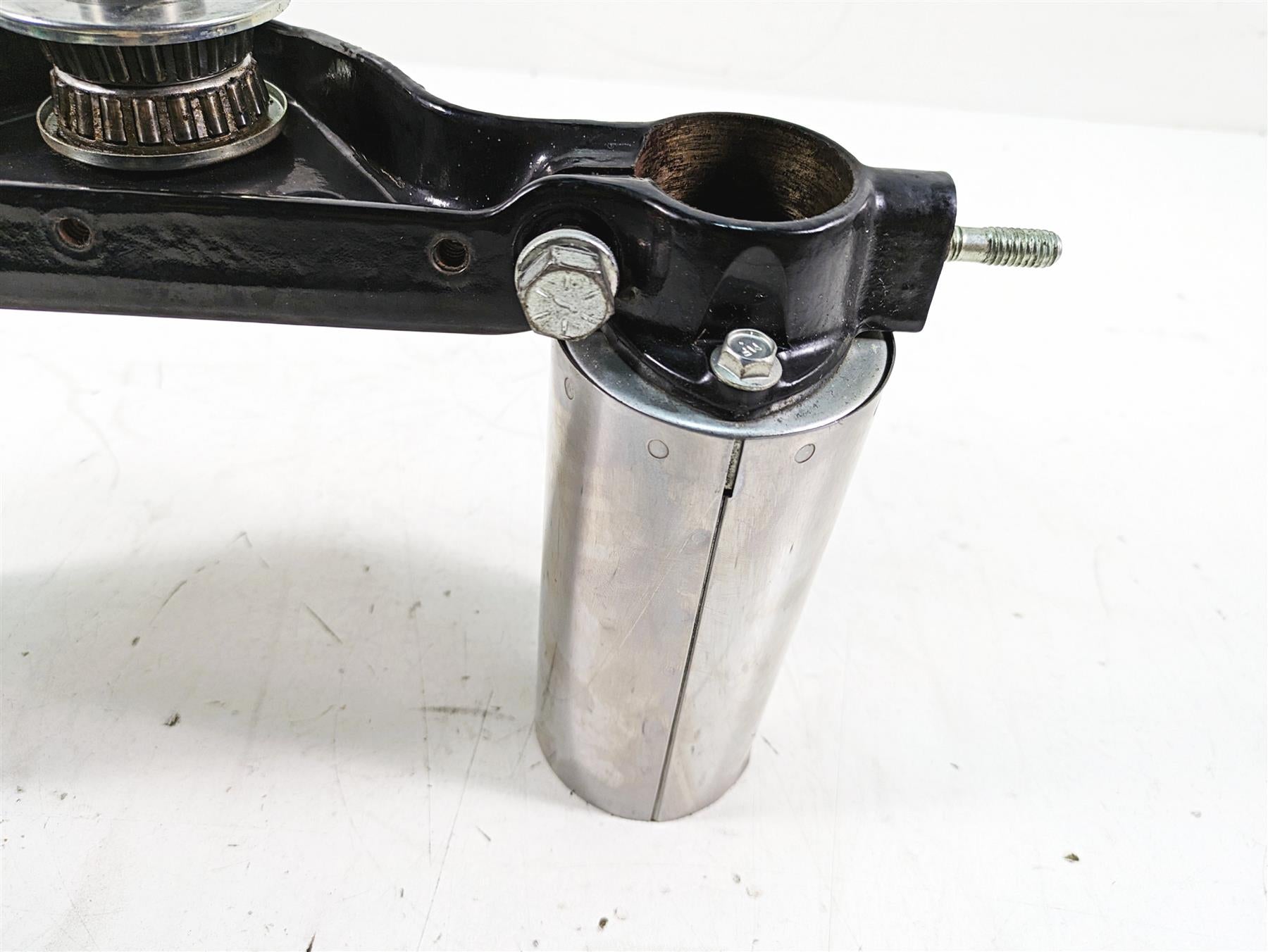 2011 Harley Touring FLHR Road King Upper Lower Triple Tree Set 41mm 45446-09 {{ shop.shopifyCountryName }} - Mototech271