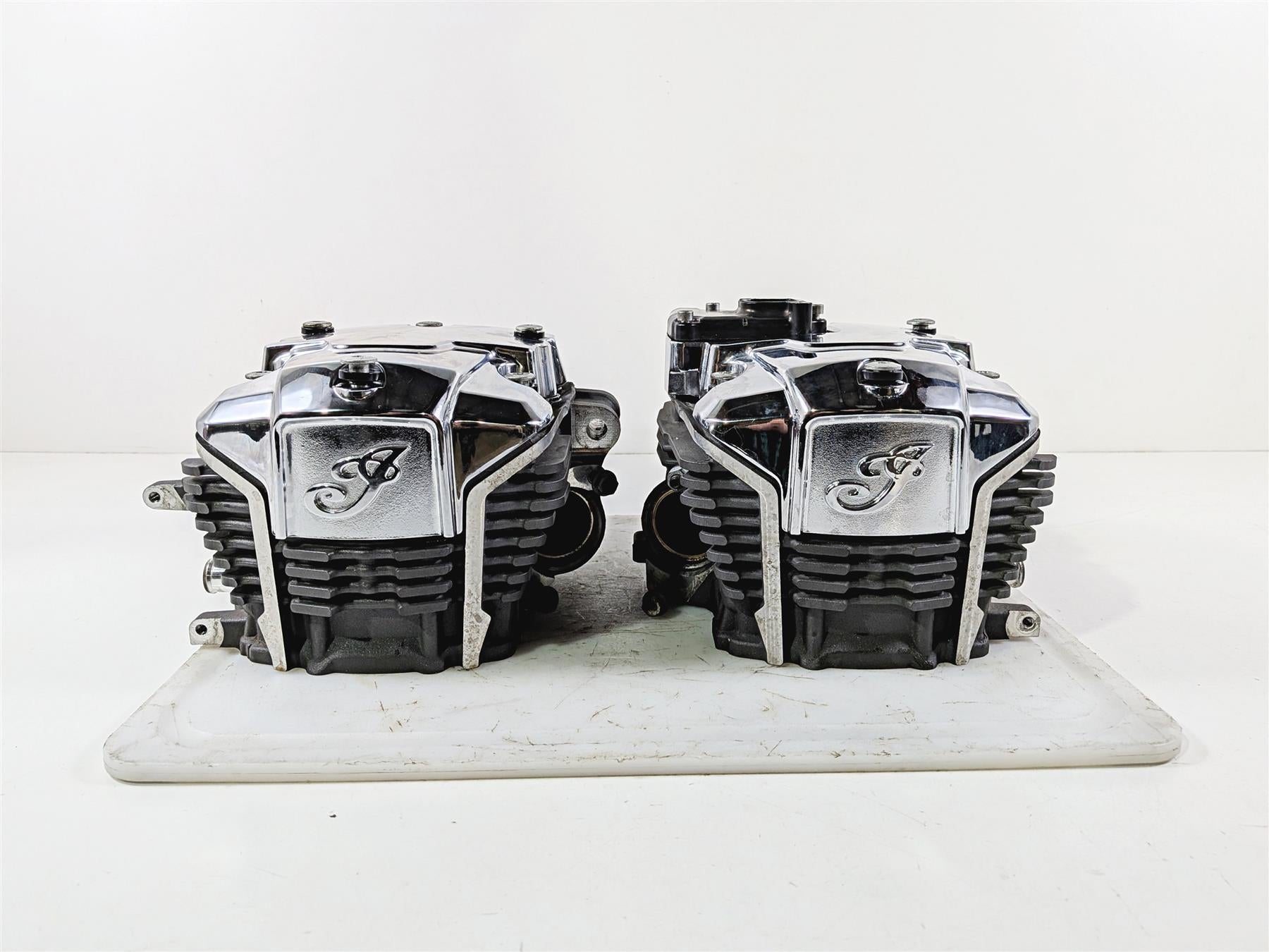 2020 Indian Challenger Limited Cylinderhead Cylinder Head Set 16K 1205855 1205854-Mototech271