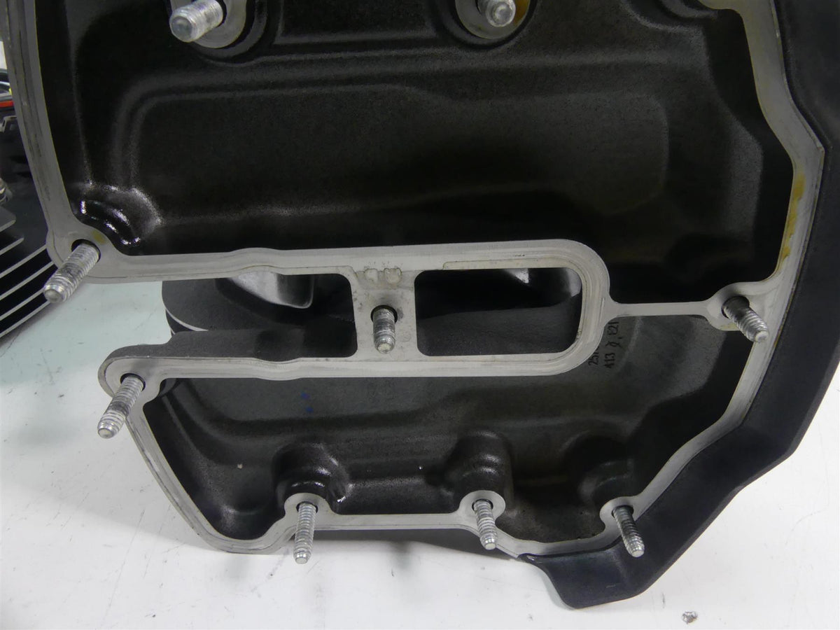 2021 Harley Softail FLSB Sport Glide Cylinder Head M8 107ci Set 16500388 {{ shop.shopifyCountryName }} - Mototech271