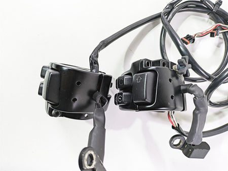 2017 Harley Dyna FXDB Street Bob Left Right Control Switch Set 71500372A {{ shop.shopifyCountryName }} - Mototech271