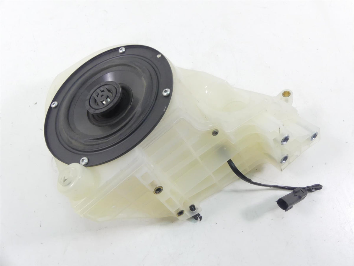 2014 Harley Touring FLHXS Street Glide Sp Front Right Speaker - Read 57000175 {{ shop.shopifyCountryName }} - Mototech271