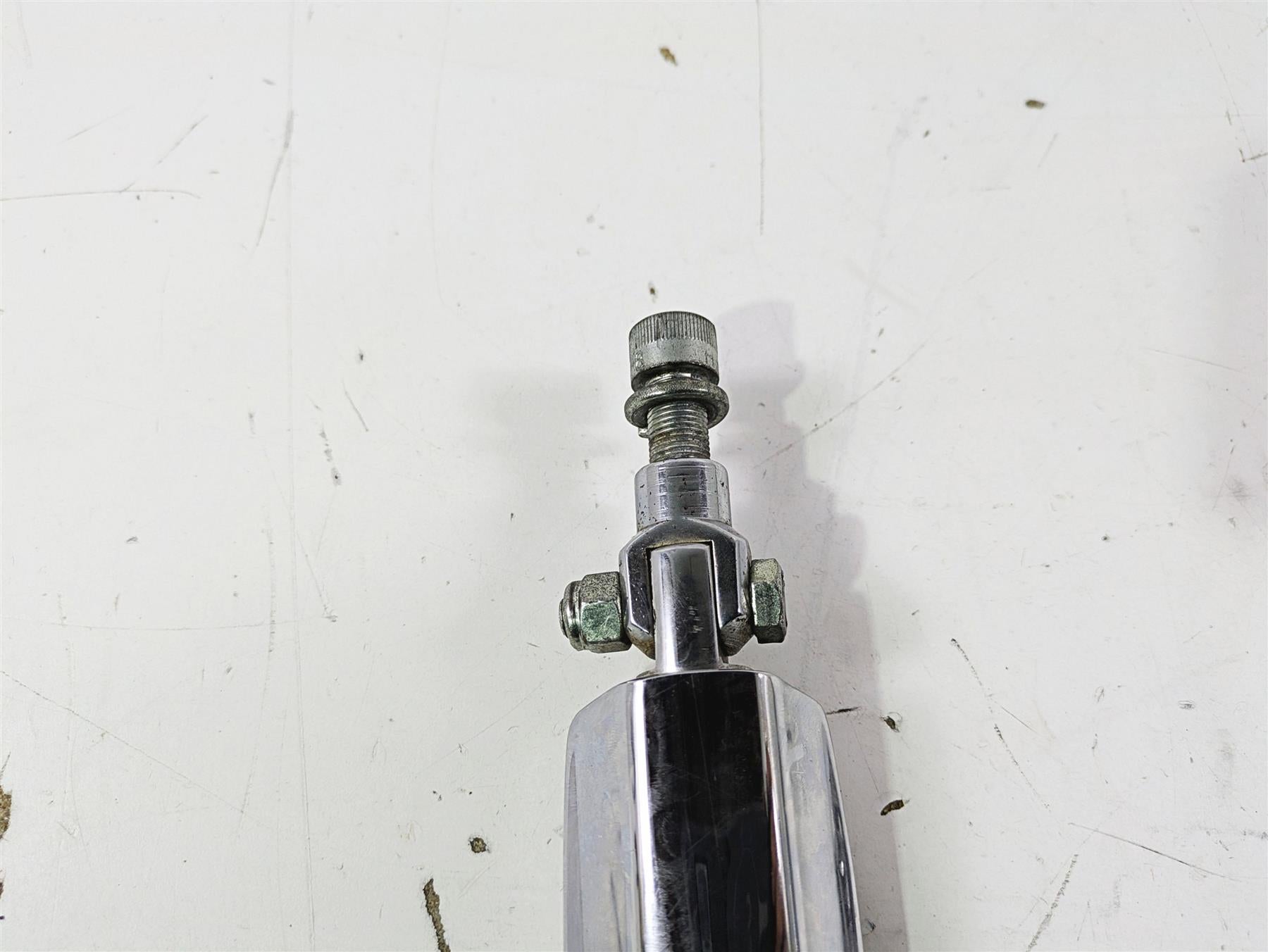 1992 Harley FLSTC Softail Heritage Rear Passenger Foot Peg Footpeg Set 50900-72 {{ shop.shopifyCountryName }} - Mototech271