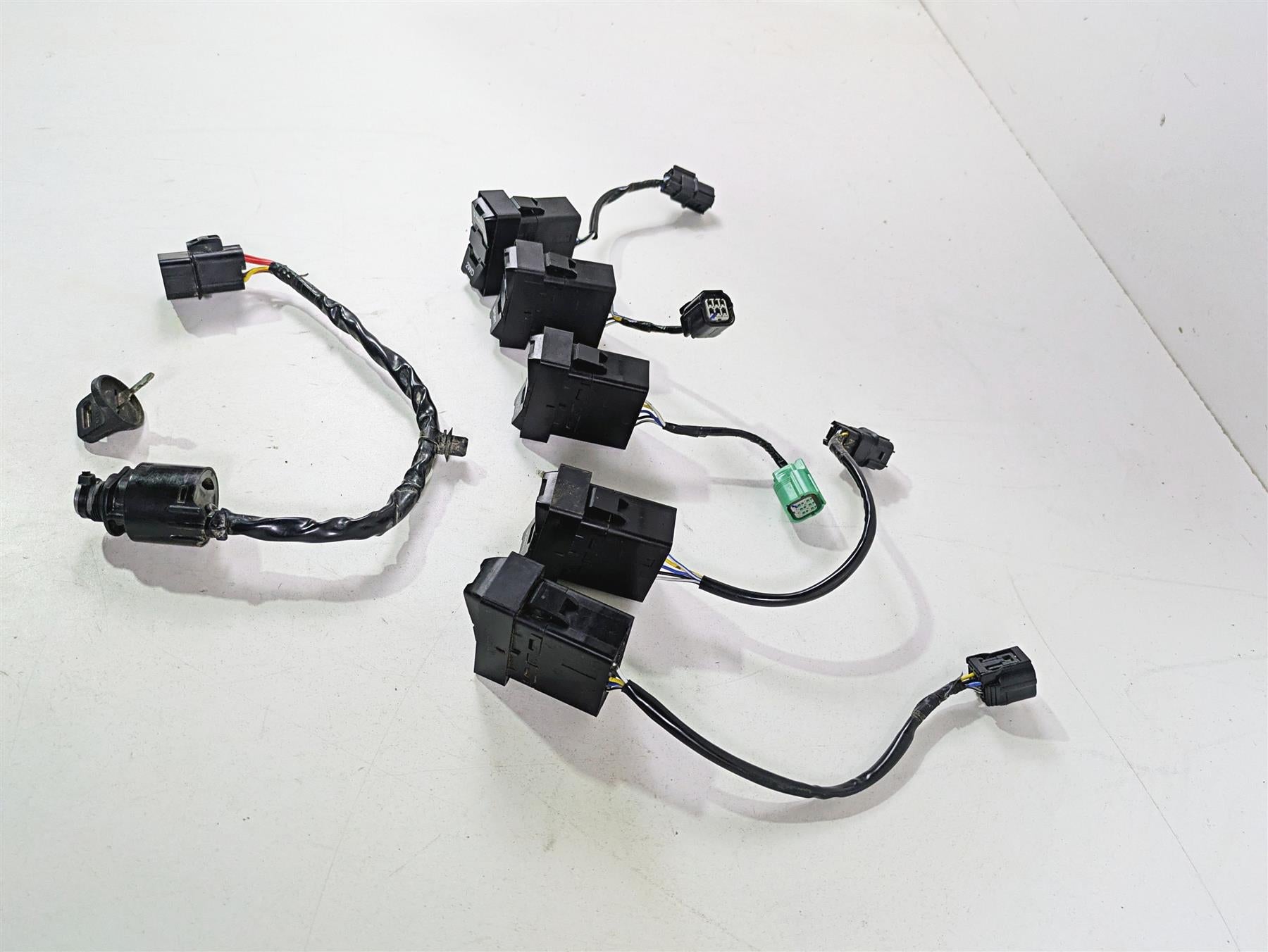 2023 Honda Talon SXS1000 S2R Ignition & Light Awd Switch Set -Read 35100-HL6-A01 {{ shop.shopifyCountryName }} - Mototech271