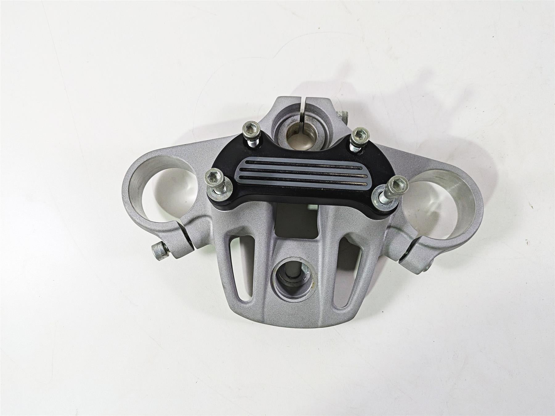 2009 Harley XR1200 Sportster Upper Triple Tree Steering Clamp 55mm 46028-08 {{ shop.shopifyCountryName }} - Mototech271