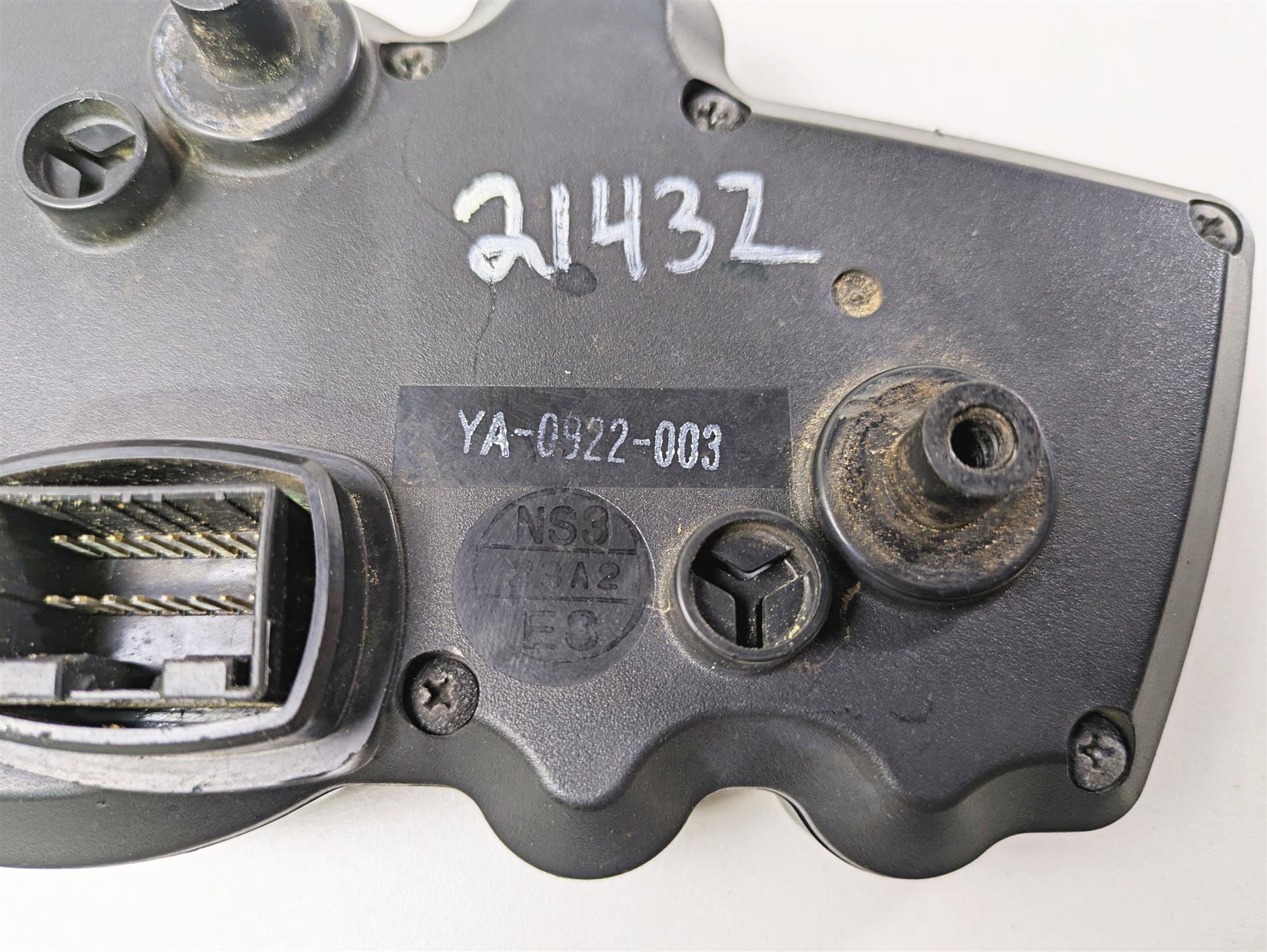 2002 Yamaha YZFR1 R1 Speedometer Gauges Instrument - 26k - Read 5PW-83500-11 {{ shop.shopifyCountryName }} - Mototech271