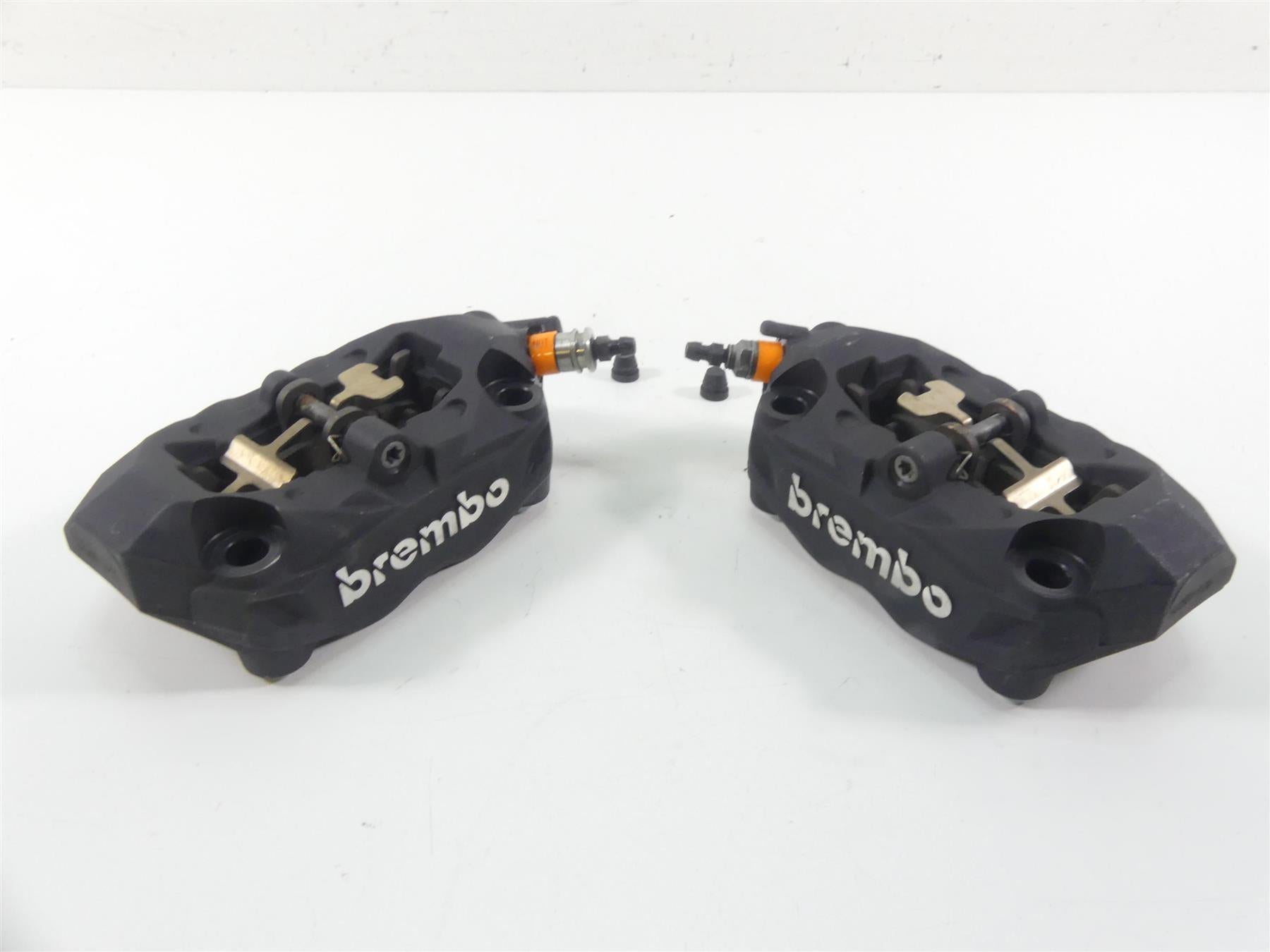 2016 BMW R nineT R9T K21 Front Brembo Brake Caliper Set 34118535161 34118535162 {{ shop.shopifyCountryName }} - Mototech271