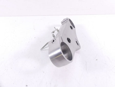 2006 Suzuki M109R VZR1800 Boulevard Upper Triple Tree Clamp 57mm 51311-48G00 {{ shop.shopifyCountryName }} - Mototech271