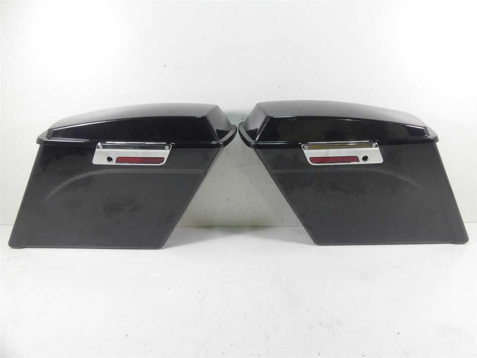 2005 Harley Touring CVO FLHTCSE Electra Glide Custom Saddlebag Saddle Bag Set {{ shop.shopifyCountryName }} - Mototech271