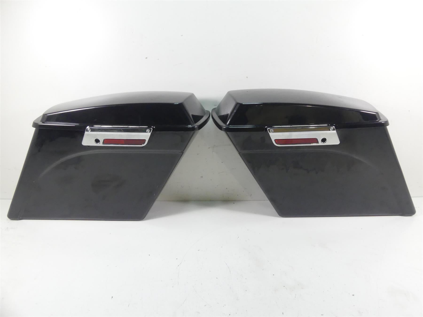 2005 Harley Touring CVO FLHTCSE Electra Glide Custom Saddlebag Saddle Bag Set | Mototech271