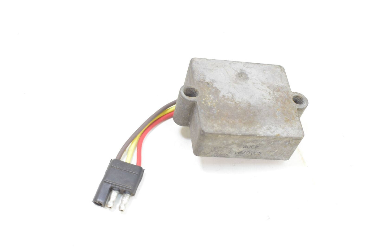 2009 Polaris RMK 600 S09PM6KS Volt Regulator Voltage Rectifier 4010794 {{ shop.shopifyCountryName }} - Mototech271