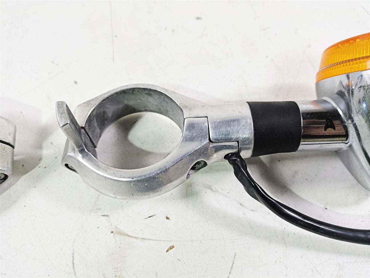 2002 Honda V-Twin VTX1800 C Front Blinker Turn Signal Set 33400-MBH-672 {{ shop.shopifyCountryName }} - Mototech271