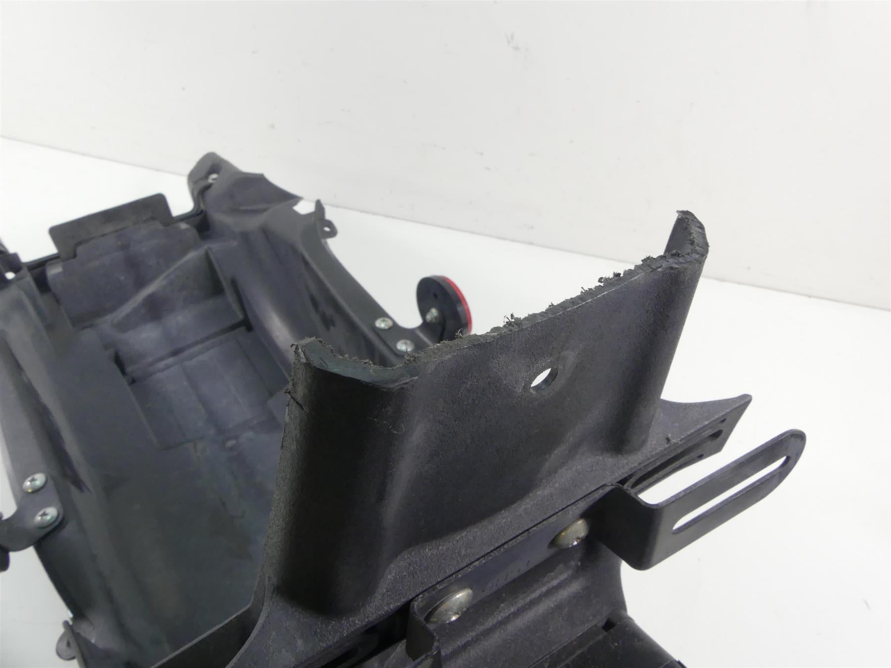 2020 Suzuki GSX1300 R Hayabusa Subframe Sub Frame Plate Holder -Read 41200-15H13 {{ shop.shopifyCountryName }} - Mototech271