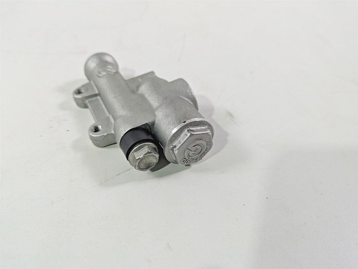 2017 Aprilia RSV 1100 Tuono V4 Factory Brembo Rear Brake Master Cylinder B044586 {{ shop.shopifyCountryName }} - Mototech271