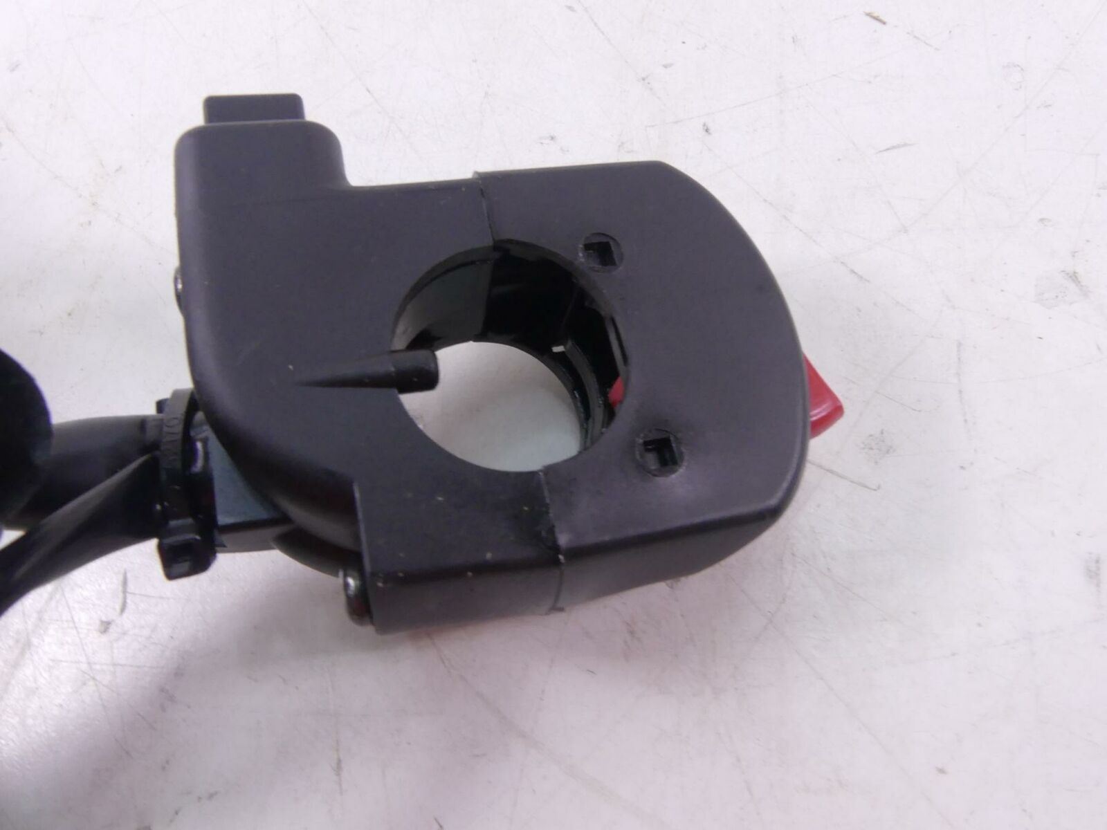 2014 Honda CBR1000 SP Fireblade Right Hand Kill Control Switch 35130-MGP-D61 {{ shop.shopifyCountryName }} - Mototech271