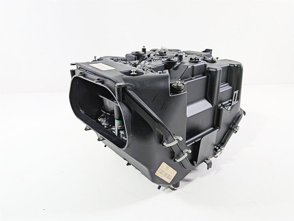 2019 Ducati Panigale V4S V4 S Corse Throttle Body Air Box Injector Set 28221213B {{ shop.shopifyCountryName }} - Mototech271