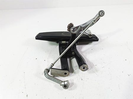 2021 Harley Softail FLSL Slim Left Floorboard & Shifter Pedal 50500738 33895-82E {{ shop.shopifyCountryName }} - Mototech271
