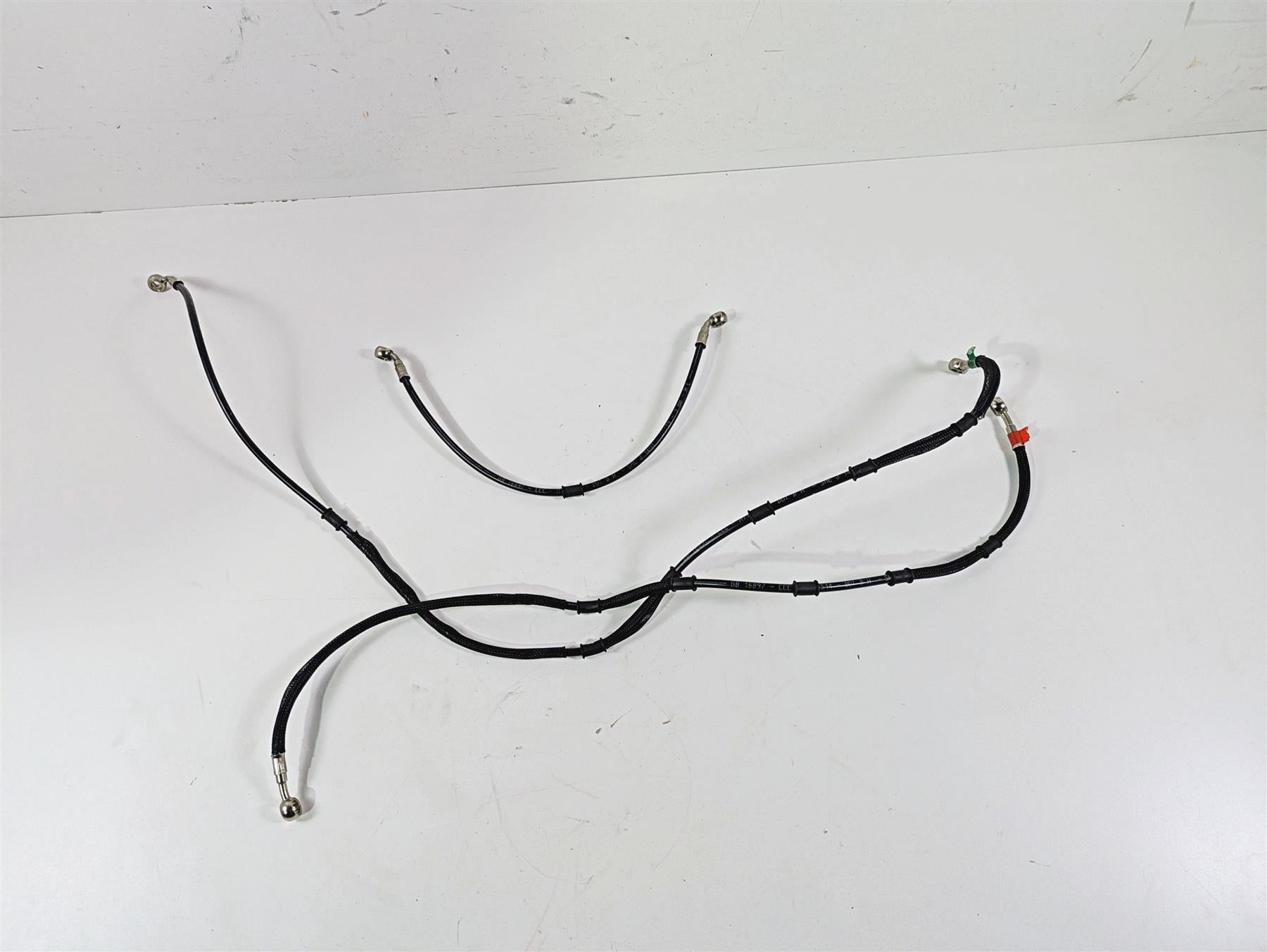 2019 Ducati Supersport 939 S Front Abs Brake Line Set 61811021C 61810961C {{ shop.shopifyCountryName }} - Mototech271