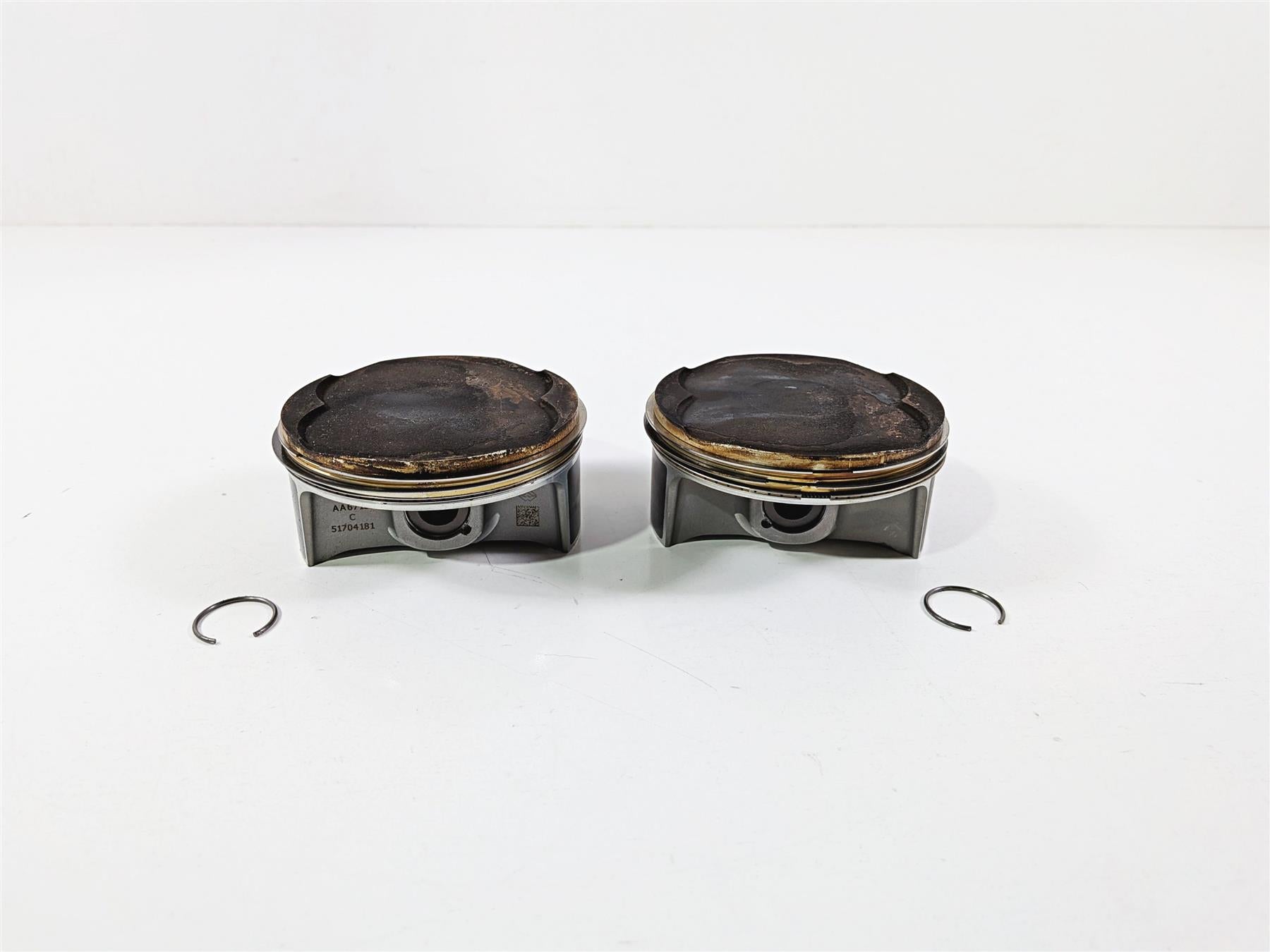 2019 BMW R1250GS K50 Left & Right Piston Set 7K Only 11258565633 {{ shop.shopifyCountryName }} - Mototech271