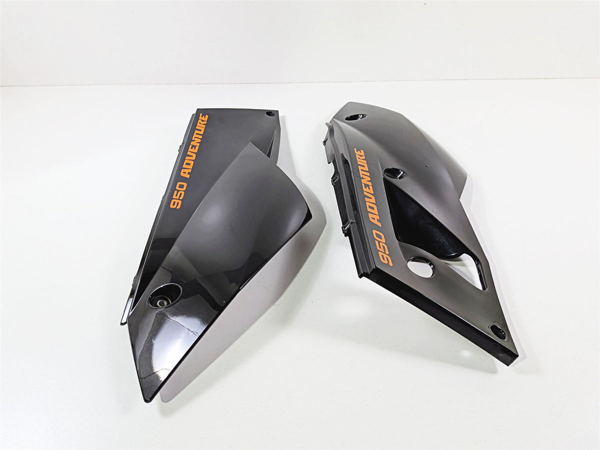 2005 KTM 950 LC8 Adventure Rear Tail Side Cover Fairings 60008041000 60008042000 {{ shop.shopifyCountryName }} - Mototech271