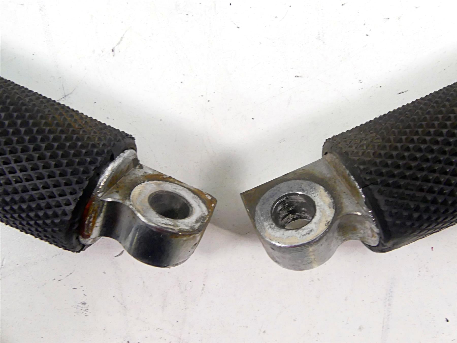 2011 Harley Softail FXS Blackline Arlen Ness Fusion Foot Peg Grip Set 55-0038 {{ shop.shopifyCountryName }} - Mototech271