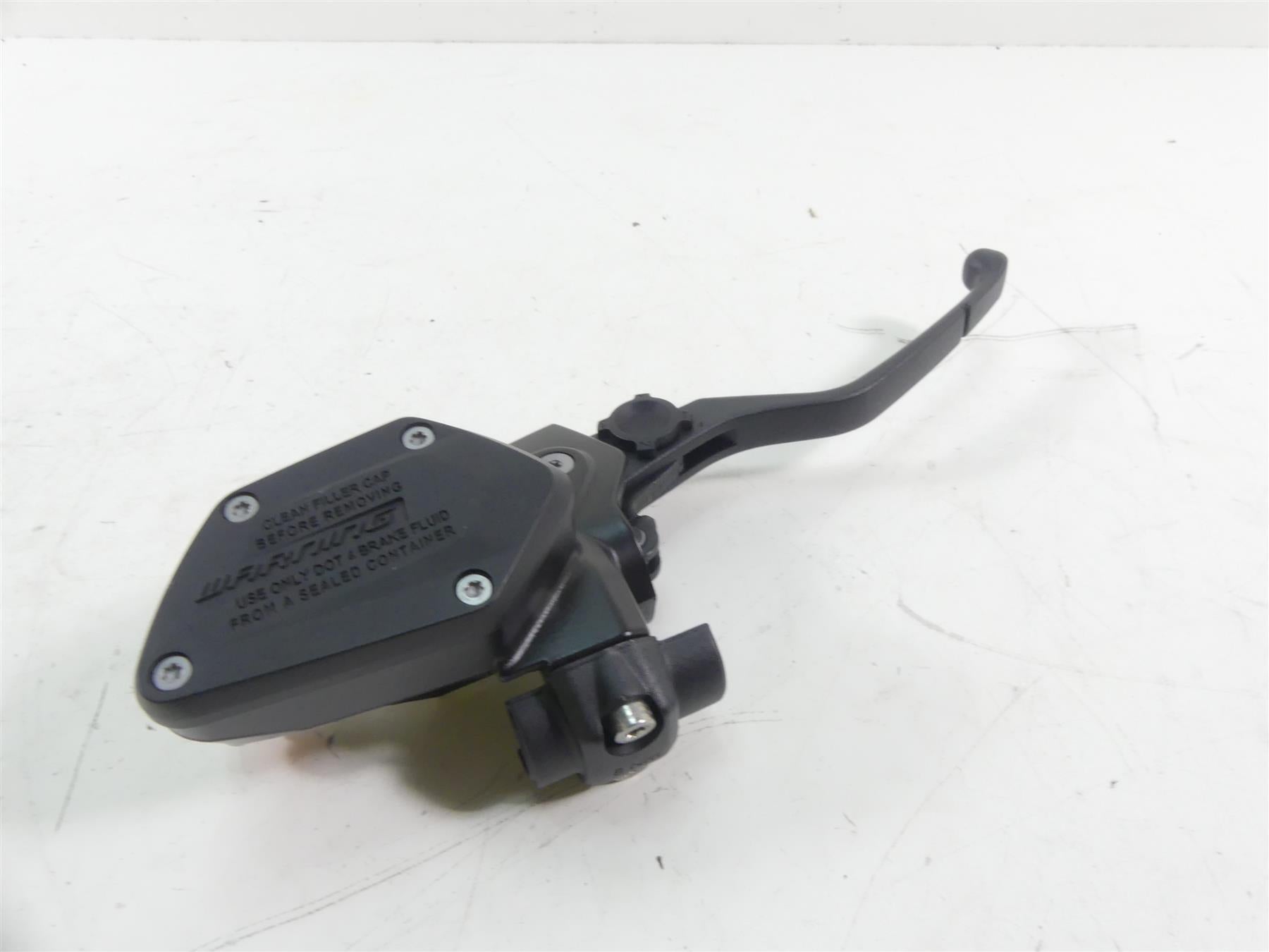 2017 BMW R1200RT K52 Front Brake Master Cylinder 15mm 32728559604 {{ shop.shopifyCountryName }} - Mototech271