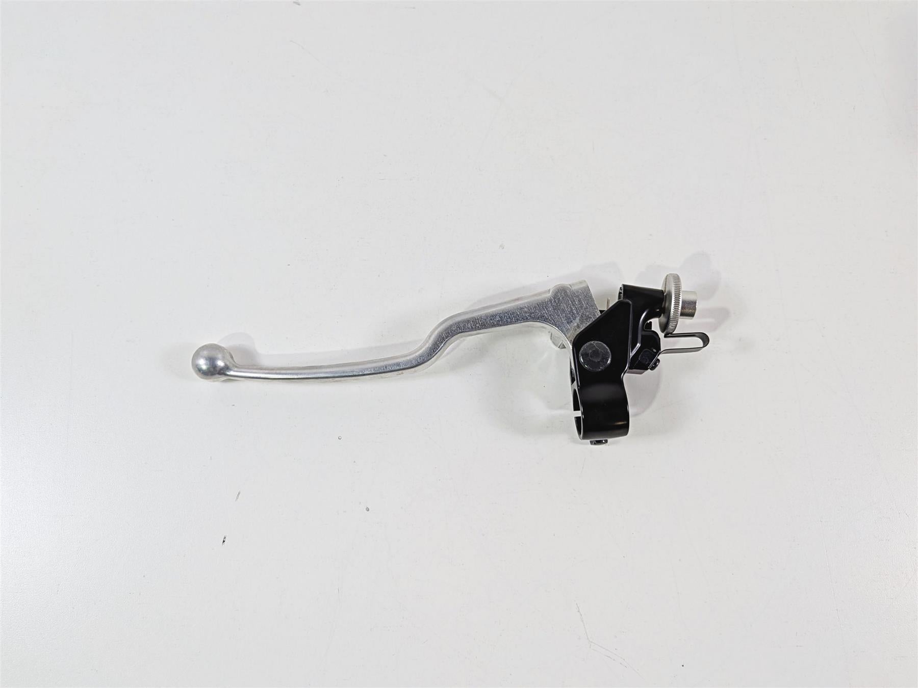 2025 Yamaha YZF R7 Nice Clutch Perch & Straight Lever 2C0-82910-02-00 {{ shop.shopifyCountryName }} - Mototech271