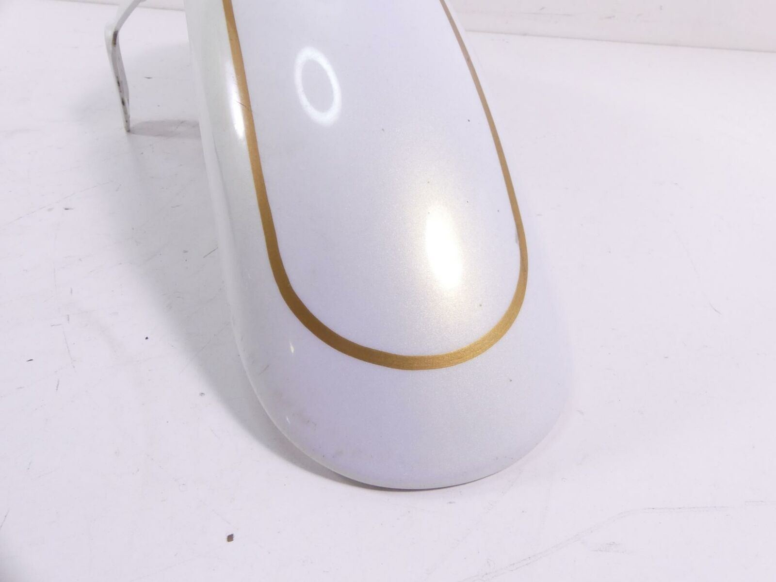 2007 Harley FXDWG Dyna Wide Glide Front Fender White Gold Pearl 60141-06B {{ shop.shopifyCountryName }} - Mototech271