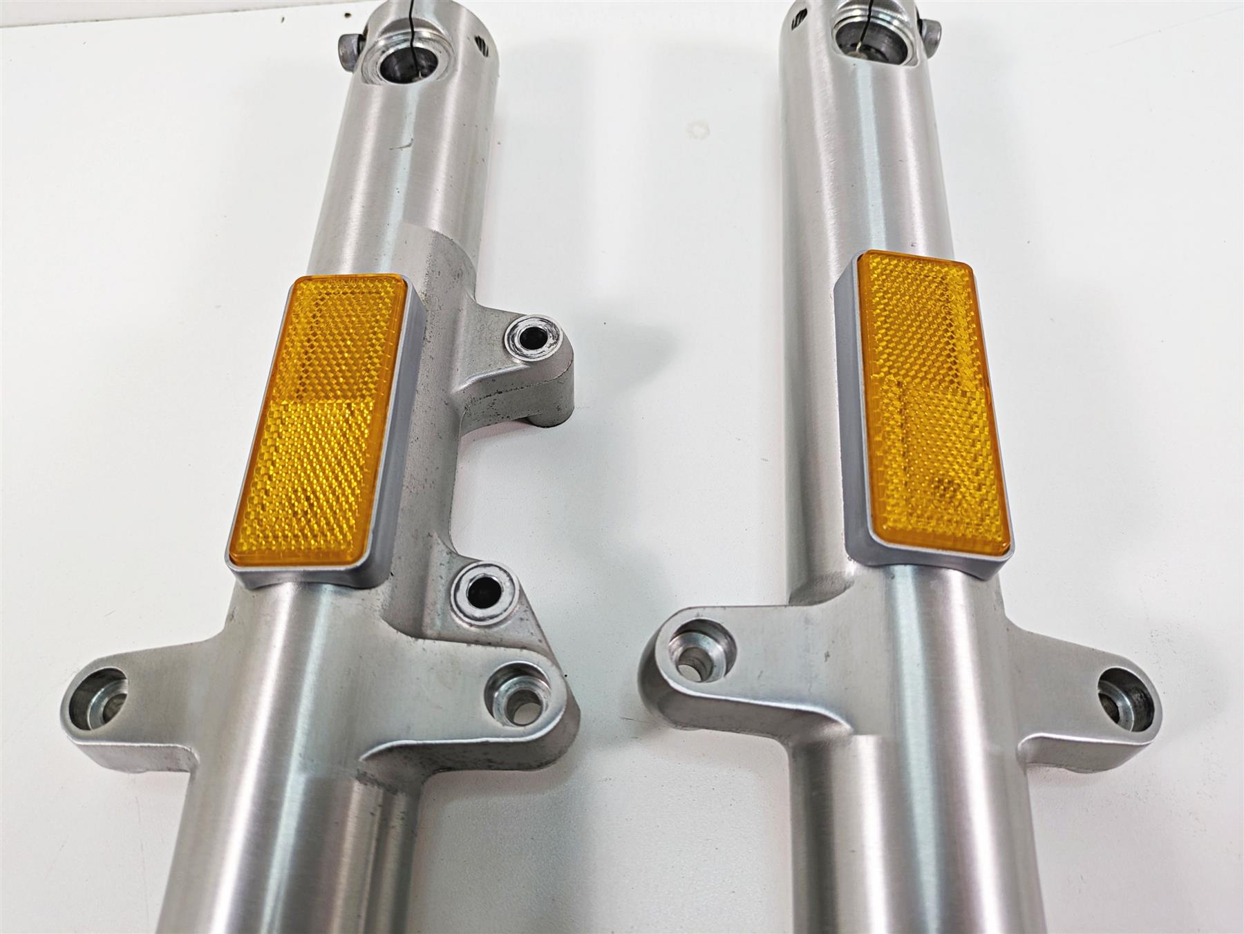2006 Honda V-Twin VTX1300 R Straight Showa Front Fork Leg Set 41mm 51400-MEA-671 {{ shop.shopifyCountryName }} - Mototech271