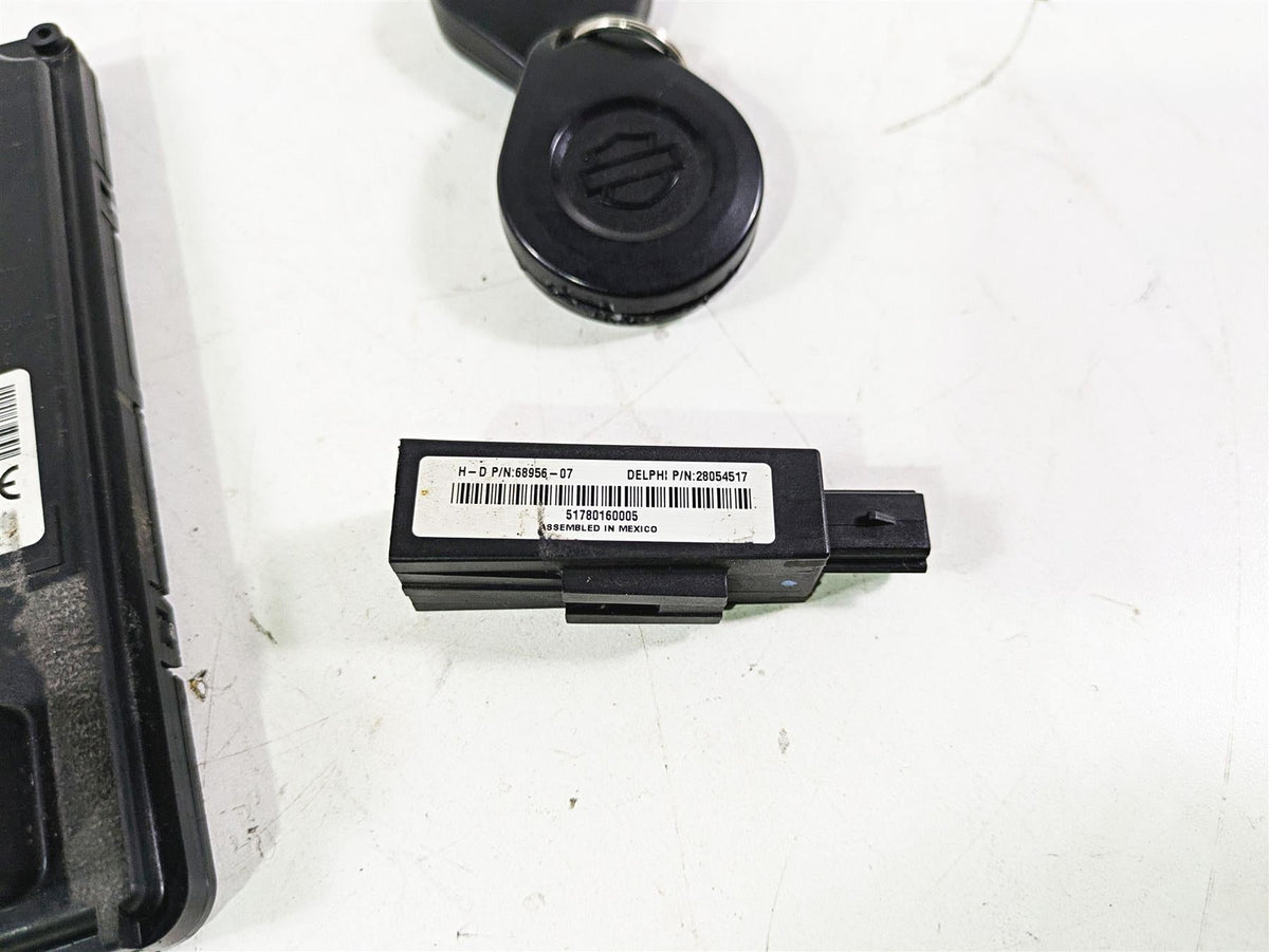 2018 Harley Softail FXFBS Fat Bob Bcm Y-Axis Security Module + Fob Key 41000349C {{ shop.shopifyCountryName }} - Mototech271