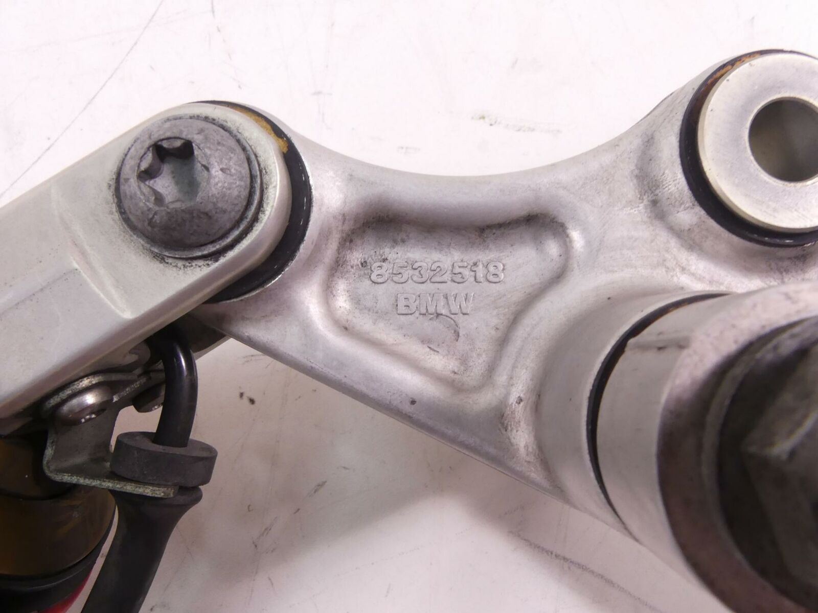 2014 BMW S1000RR K42 HP4 Rear DDC Shock Damper & Level Sensor 33548531367 {{ shop.shopifyCountryName }} - Mototech271