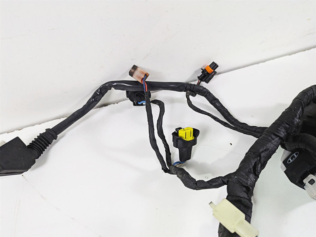 2008 Aprilia RSVR 1000 Factory Main Wiring Harness Loom - No Cuts AP8127681 {{ shop.shopifyCountryName }} - Mototech271