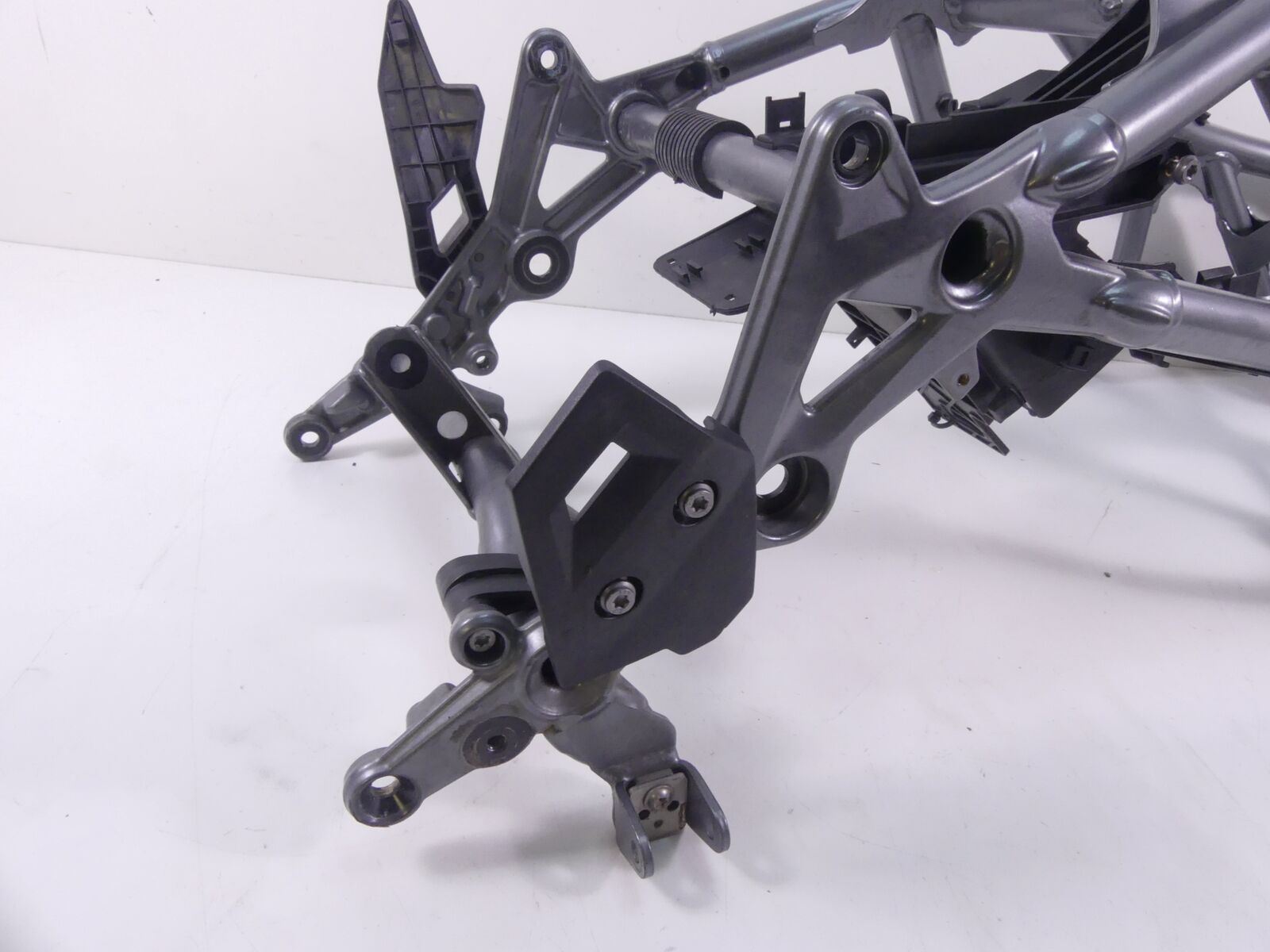 2017 BMW F800GS K72 Achat-Grey Straight Main Frame - Export Only 46511600237 {{ shop.shopifyCountryName }} - Mototech271