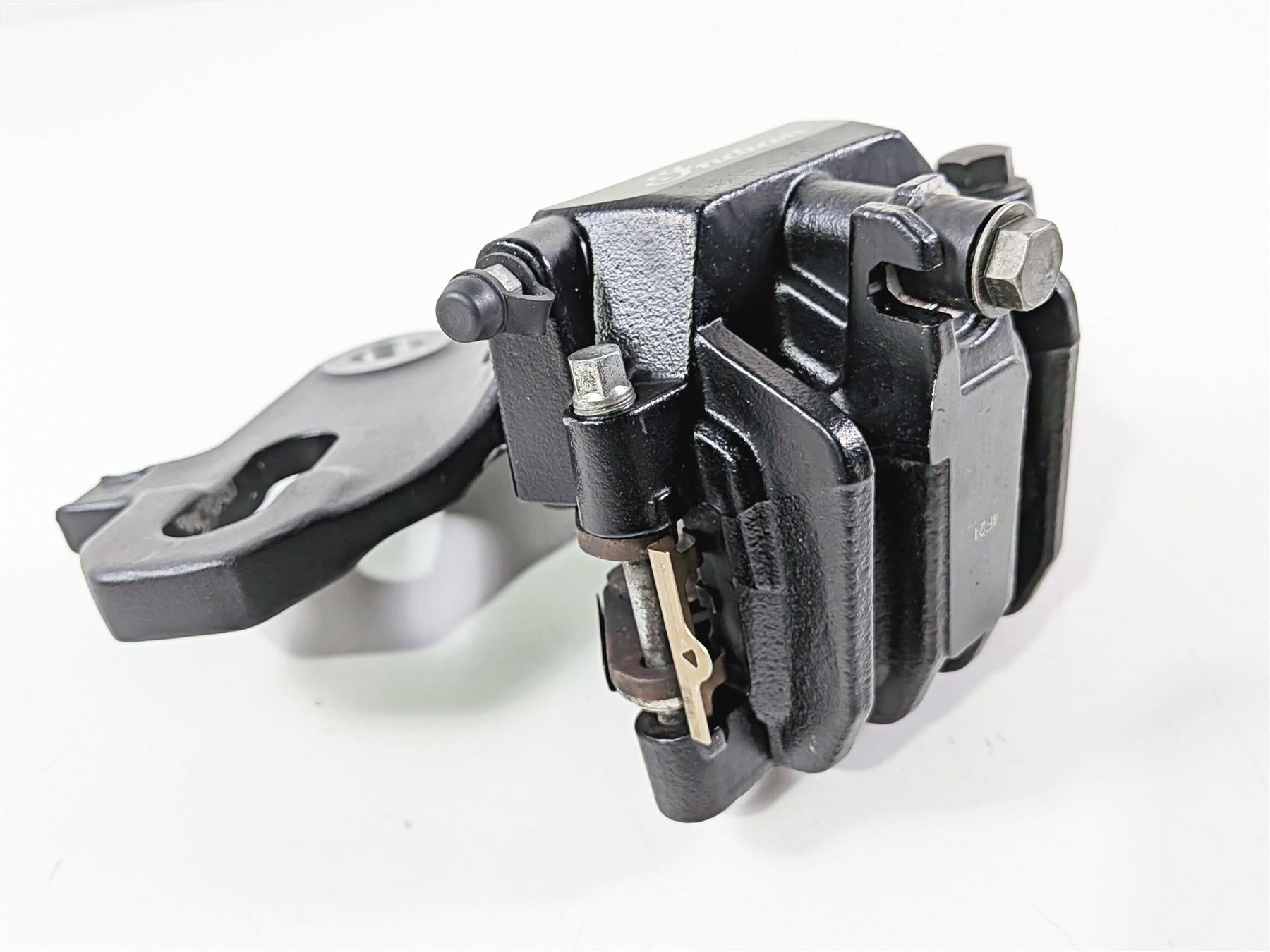 2015 Indian Chieftain Rear Nissin Brake Caliper + Bracket 1912006-Mototech271