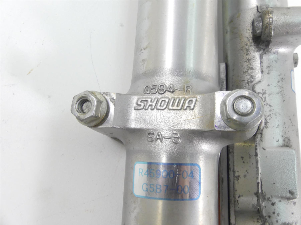 2006 Harley Sportster XL1200 Custom Straight Showa Front Fork Lowers 45900-04 {{ shop.shopifyCountryName }} - Mototech271