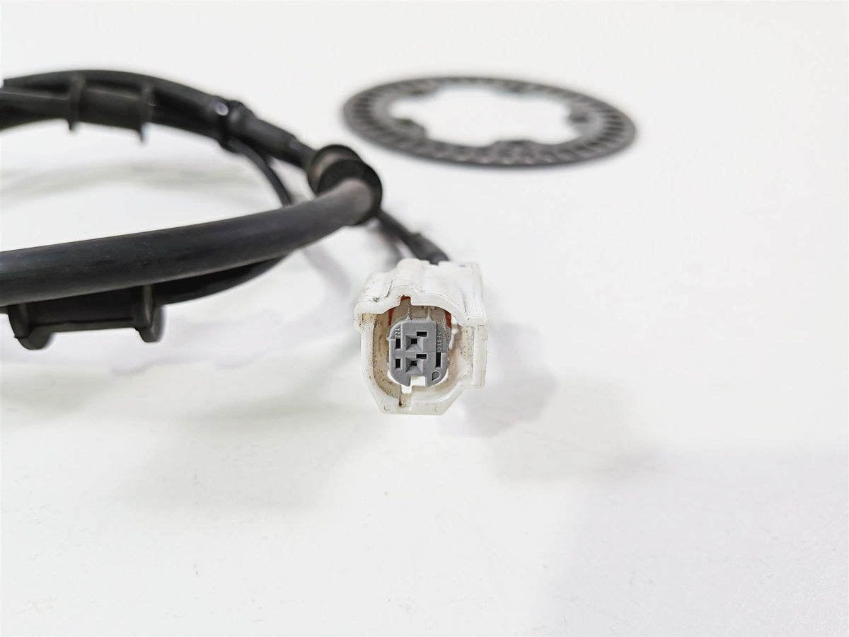 2024 Yamaha YZF R1 RN65 Rear Abs Brake Wheel Speed Sensor - Read 2CR-85980-01-00 {{ shop.shopifyCountryName }} - Mototech271