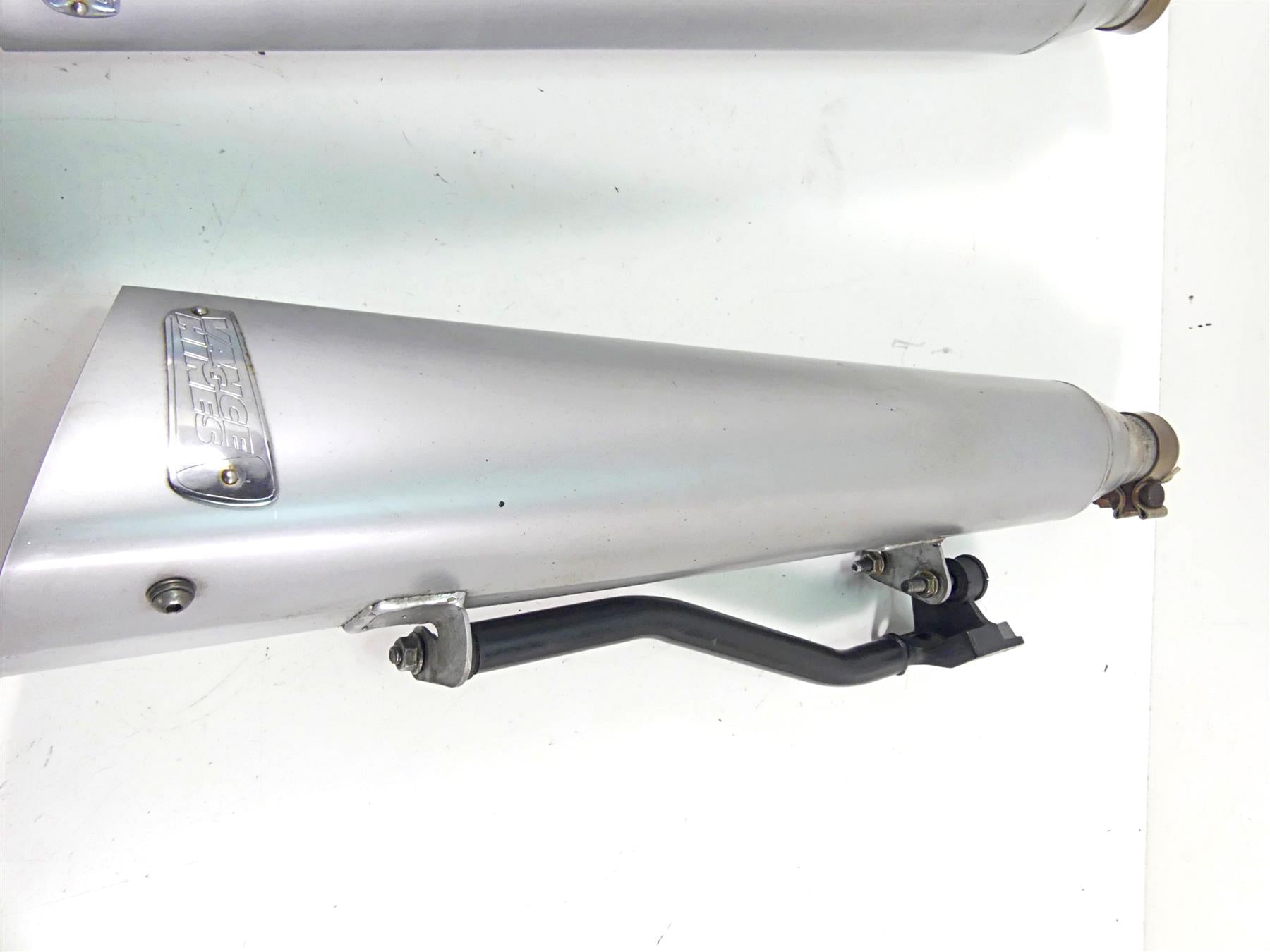 2013 Harley VRSCF Muscle Vrod Vance Hines Exhaust Slip On Muffler Set 1801-0343 {{ shop.shopifyCountryName }} - Mototech271