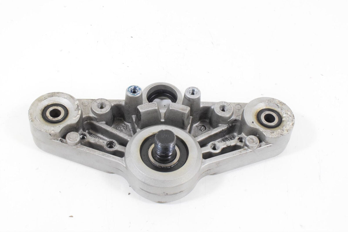 2003 BMW R1150 RT R1150RT R22 Upper Triple Tree Steering Clamp 31422330391 {{ shop.shopifyCountryName }} - Mototech271