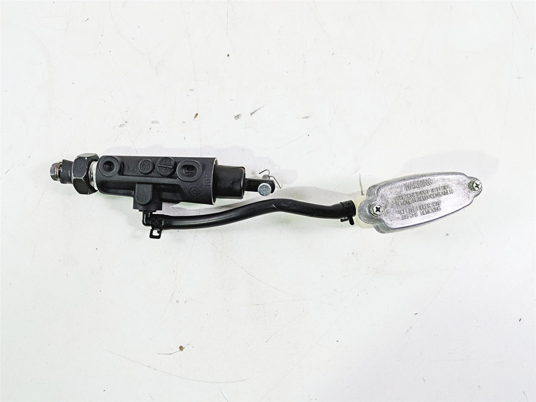 2010 Harley VRSCF Muscle Rod Rear Brake Master Cylinder READ 44740-06A {{ shop.shopifyCountryName }} - Mototech271