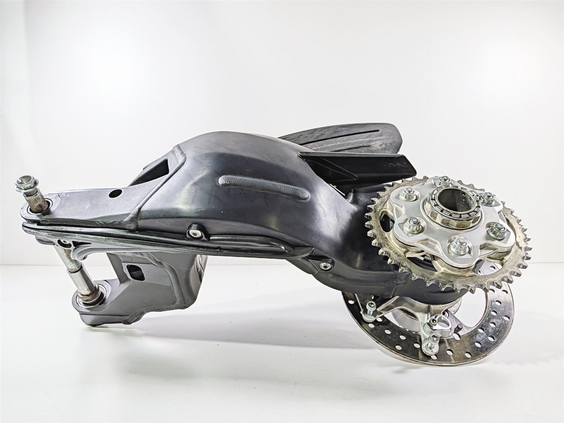 2011 Ducati Streetfighter 1098 S Rear Swingarm & Axle 819P0982AA 37020891C {{ shop.shopifyCountryName }} - Mototech271